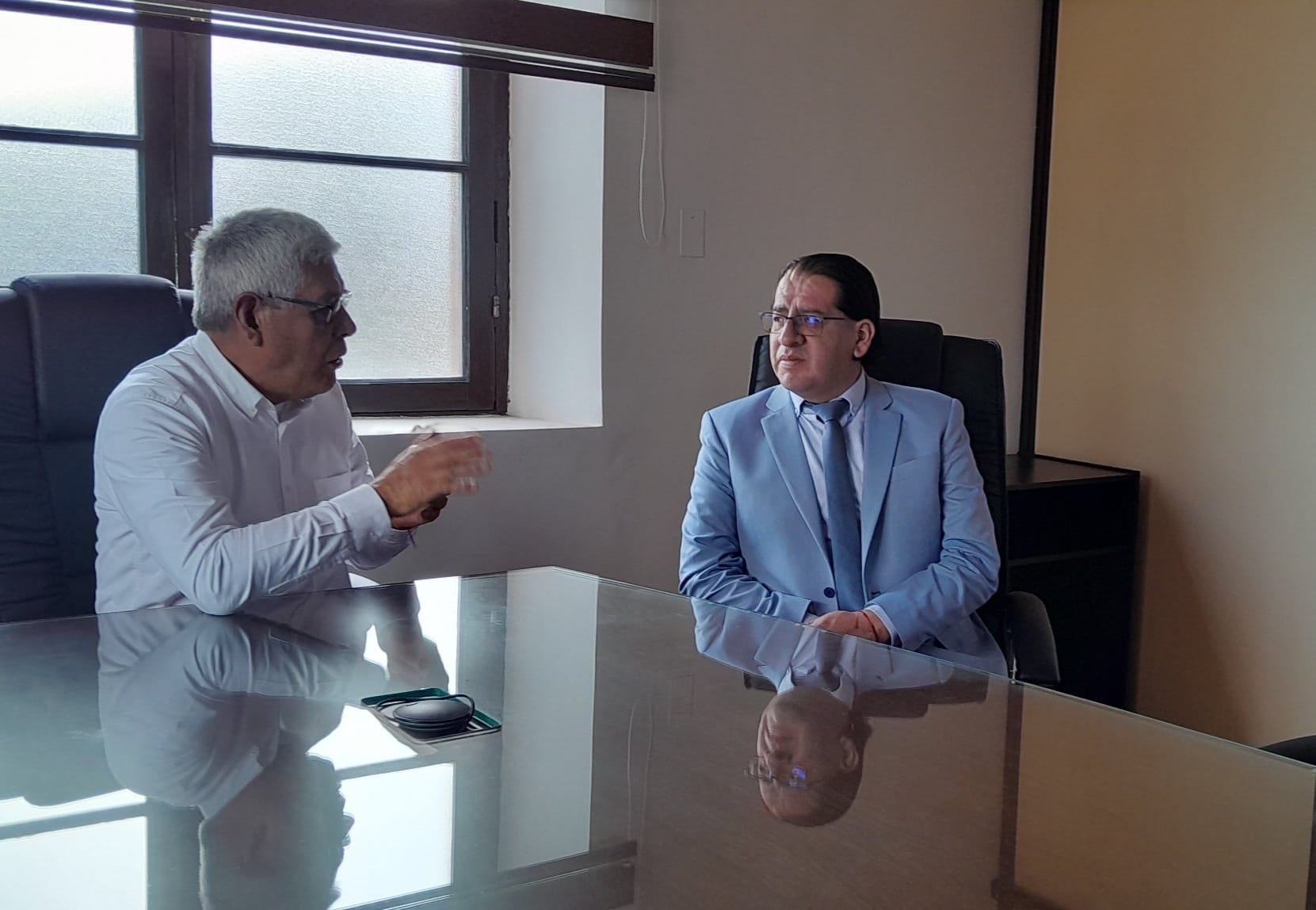  LA ESCUELA DE JUECES DEL ESTADO, RECIBIO LA VISITA DEL SECRETARIO NACIONAL COMITÉ EJECUTIVO DE LA UNIVERSIDAD BOLIVIANA.