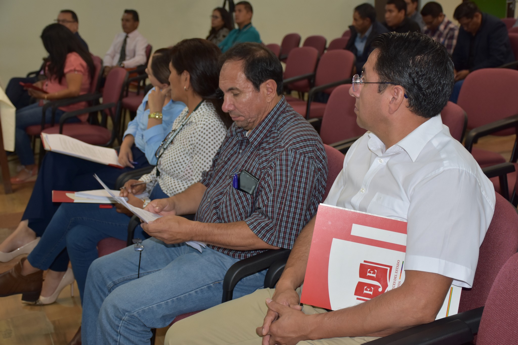 EJE  CONCLUYE SATISFACTORIAMENTE EL  CURSO “CAUSALES DE NULIDAD DE LAS RESOLUCIONES JUDICIALES RECURRIDA EN CASACIÓN EN MATERIA AGRARIA