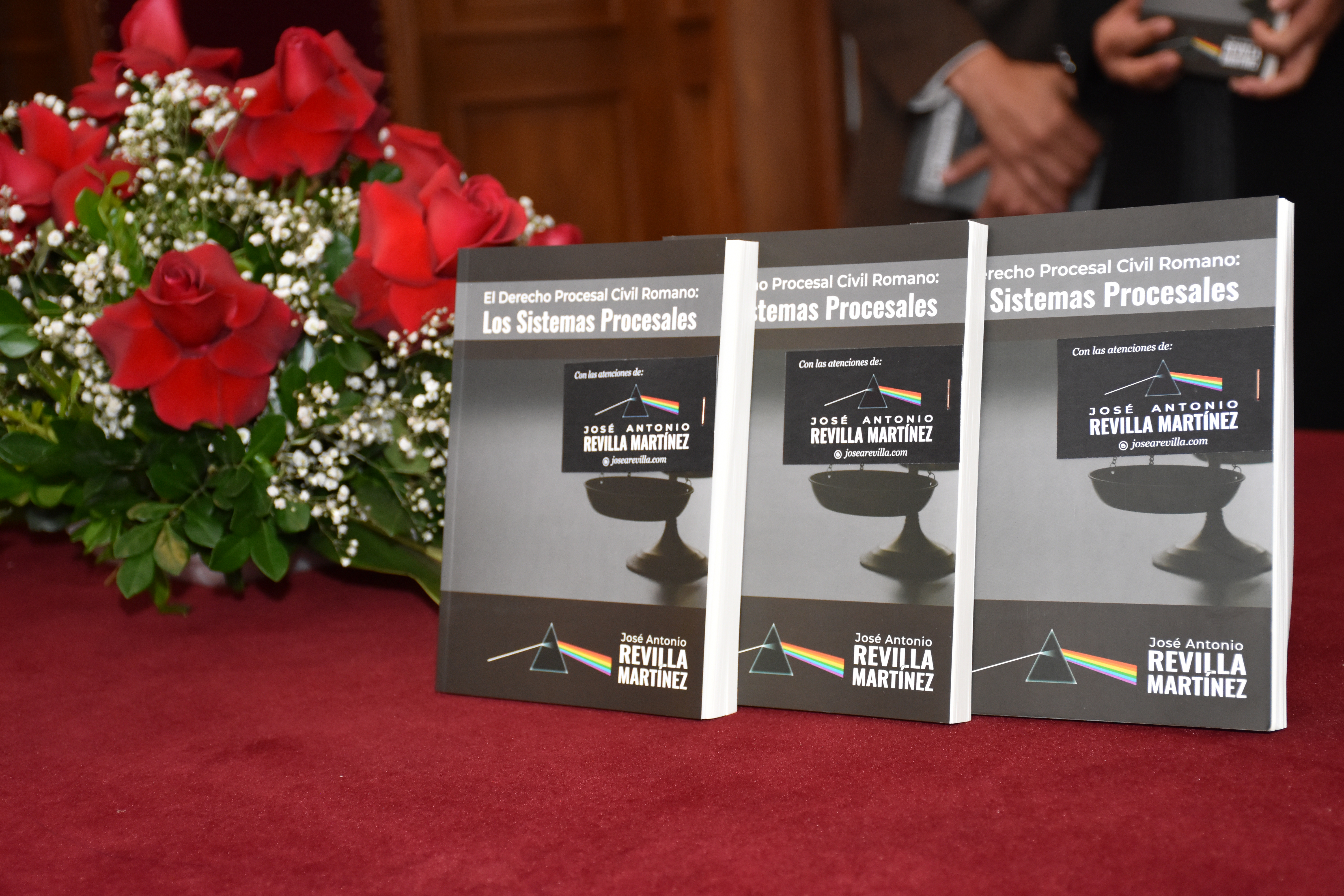 MAGISTRADO REVILLA PRESENTÓ EL LIBRO “EL DERECHO PROCESAL CIVIL ROMANO: LOS SISTEMAS PROCESALES”